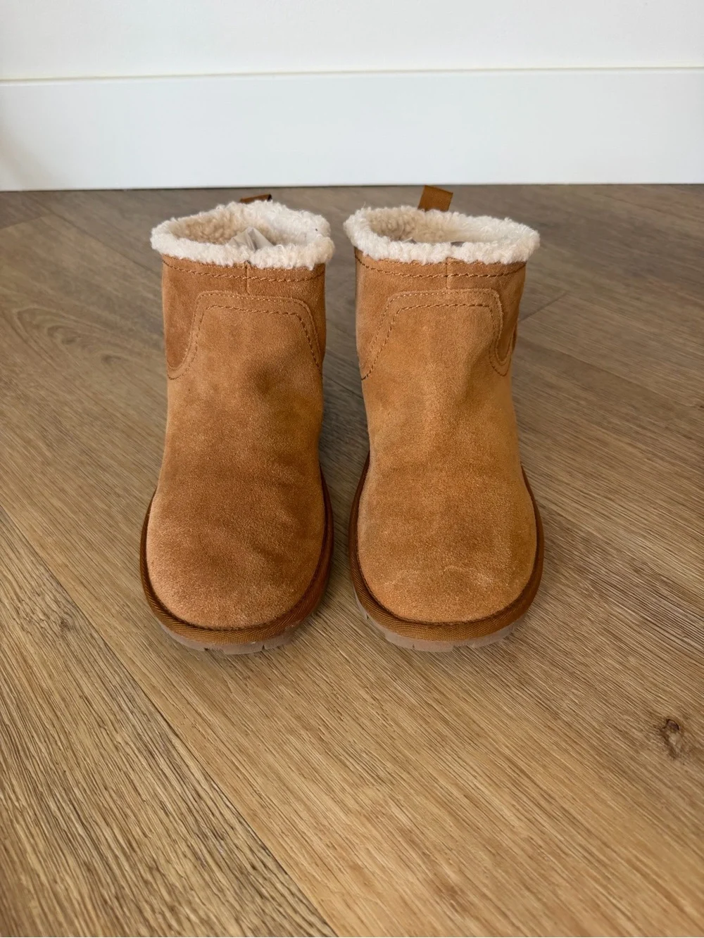 Lucky Brand Suede Sherpa lined ankle boots woman’s size 8 tan light brown